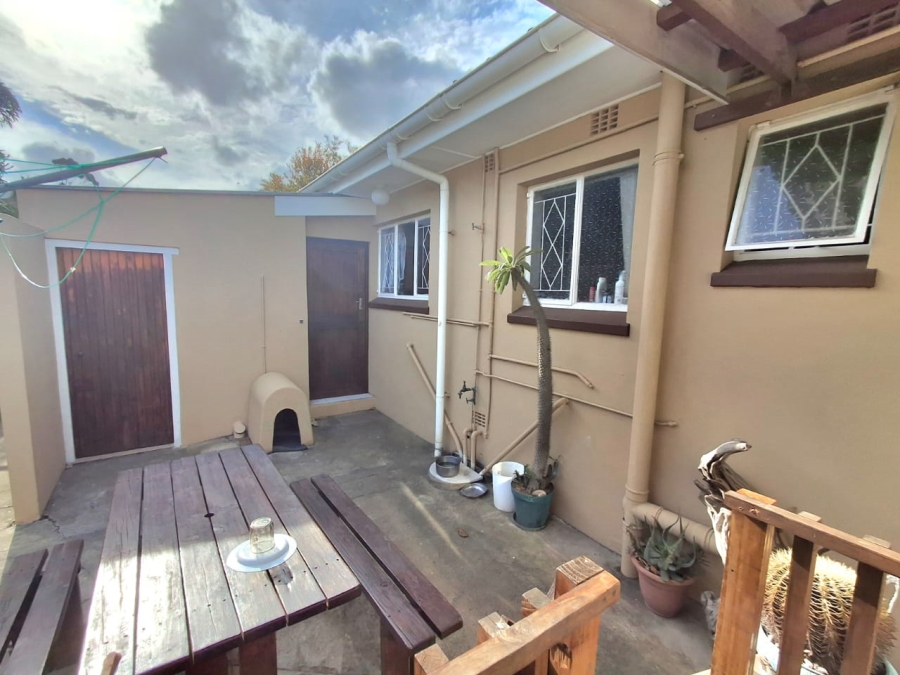 4 Bedroom Property for Sale in Summerpride Eastern Cape